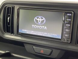 【純正ナビ】人気の純正ナビを装備。オーディオ機能も充実しており、Bluetooth接続すればお持ちのスマホやMP3プレイヤーの音楽を再生可能！毎日の運転がさらに楽しくなります！！