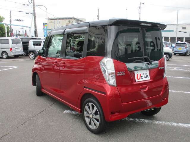 定休日はホームページで確認して下さい。