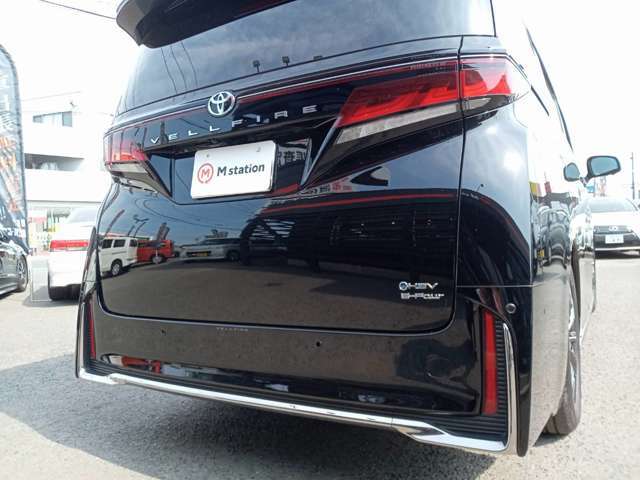【クリアランスソナー】装備されております！車両と障害物の距離を検知し、運転者にお知らせしてくれます！