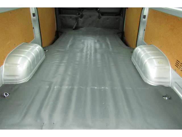整備工場を主体として販売しております。　　あんしんのお車をご提供致します。　鈑金塗装工場も完備しております。ボディーメンテナンスもお任せ下さい。