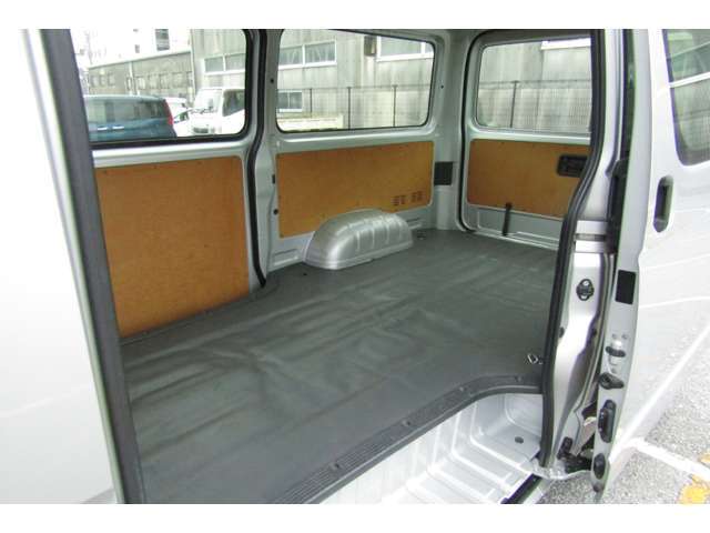 整備工場を主体として販売しております。　　あんしんのお車をご提供致します。　鈑金塗装工場も完備しております。ボディーメンテナンスもお任せ下さい。