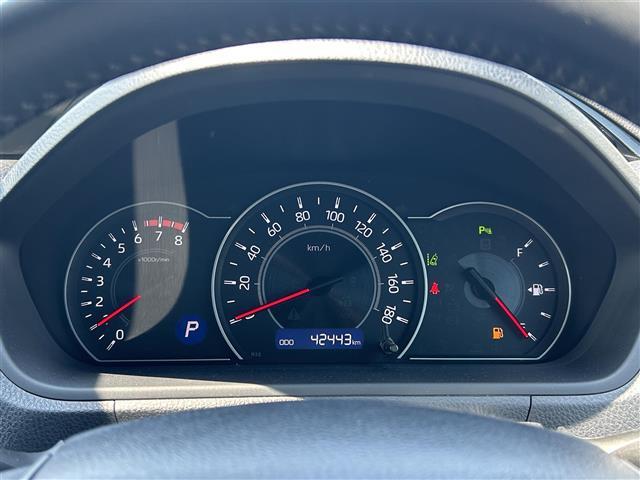 【スピードメーター】メーターがシンプルで見やすく運転しやすいですね！