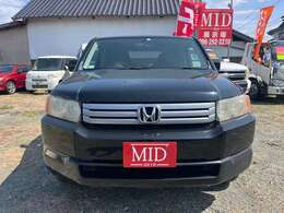 『MID』=中央・真中　常にお客様と車の真中・間にあるお店をモットーに毎日元気いっぱいで営業しております！！