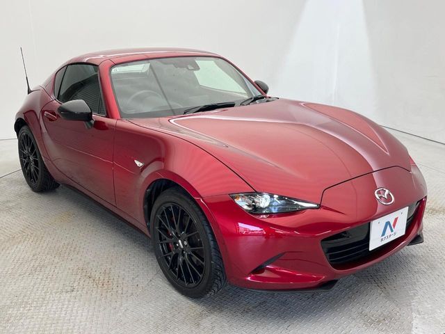 大好評のボディコーティング「弾スプラッシュコート」もご納車までに施工可能。通常のガラスコートと異なる、耐久年数6年の無機質ガラスコーティングが、ボディをキレイな状態に保ってくれます。
