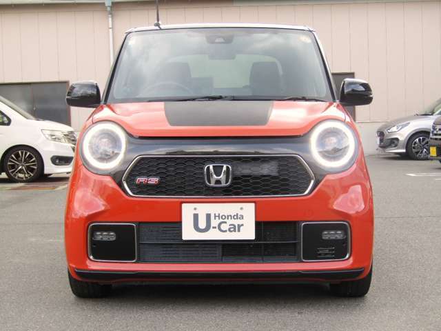 現在は生産終了したオレンジのボディーカラー