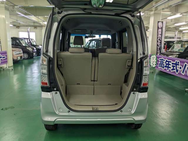 自社鈑金工場・自社整備工場完備！　納車後のアフターフォローもご安心ください！