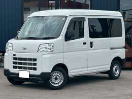 自動車保険の代理店契約をさせていただいておりますので、お客様のご使用状況に合わせた保険プランを提案させていただいております。ロードサービス付きの保険など今後のアフター全般をサポートすることができます。