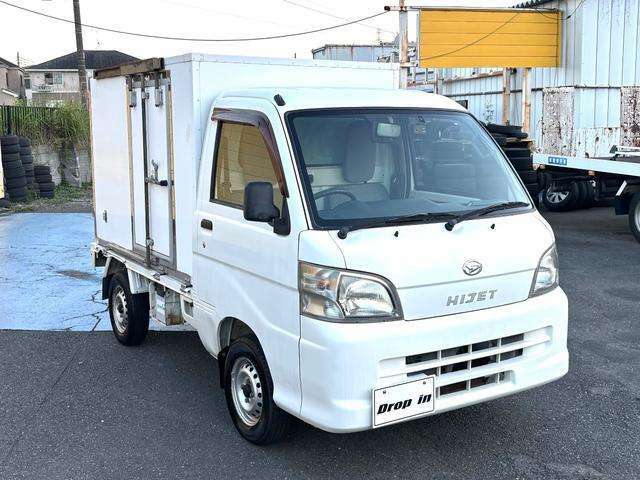 保冷車☆1オーナー車☆記録簿☆AT車☆バックカメラ☆コムテックドライブレコーダー☆FM＆AMラジオ☆ヘッドライトレベライザー☆エアコン☆パワステ☆ドアバイザー☆取扱説明書＆保証書☆タイミングチェーン☆