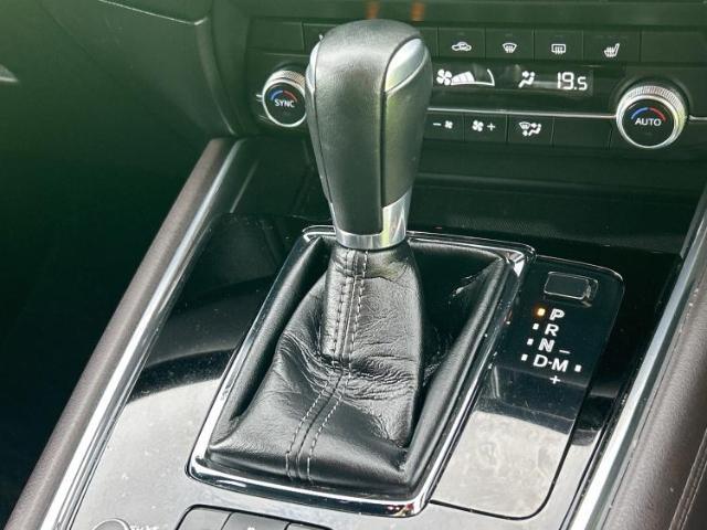 国産車から輸入車まで多様なお客様のニーズのお応えできるように、全国規模で豊富な在庫展開！車のことならWECARSへ！