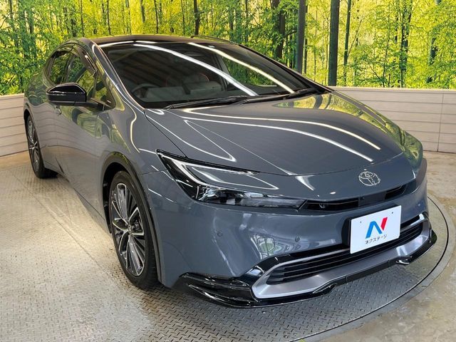 大好評のボディコーティング「弾スプラッシュコート」もご納車までに施工可能。通常のガラスコートと異なる、耐久年数6年の無機質ガラスコーティングが、ボディをキレイな状態に保ってくれます。