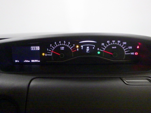 メーターも見易いレイアウトなので安心ドライブをサポートします☆