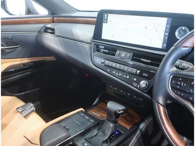 『まるごとクリーニング』施工済みで、キレイ・清潔な車となっております。