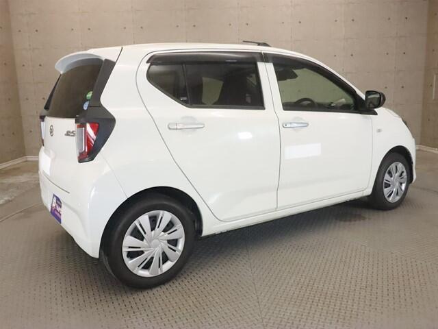 車輌の画像を20枚掲載させて頂きましたが、わかりにくい部分はございませんか？お見積もりやお車の状態や装備、ご購入方法等ご案内できますので、サイト専用の在庫確認・見積もり依頼（無料）をご利用下さいませ。