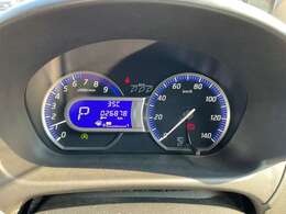 スピードメーターの写真です　走行距離は26878kmと少なめなのでまだまだしっかり走れますよ