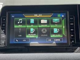 TV視聴やDVD、CD再生、音楽機器の接続など多彩なナビでロングドライブも退屈なく楽しめる日産純正ディーラーオプションナビです。