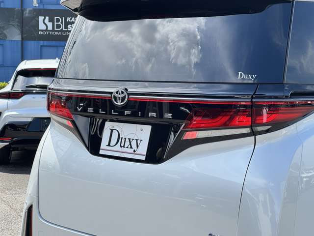 カスタム・ドレスアップは専門店Duxy名古屋東店にお任せ下さい。お気軽にご相談下さい！電話番号0568-86-3477★リフトアップローダウン社外ホイール取り付け、塗装も自社工場にて行なっております！