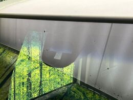 【ホンダセンシング】走行中に前方の車両等を認識し、衝突しそうな時は警報とブレーキで衝突回避と被害軽減をアシスト。より安全にドライブをお楽しみいただけます。