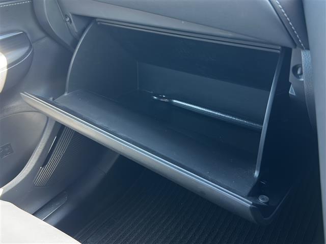 店舗にて現車の確認もいただけますので、お電話で在庫のご確認の上是非ご来店くださいませ！！！