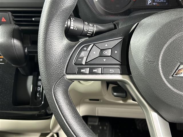 【運転席操作部】快適なドライブを楽しむための機能が装備されています！運転席から触れるので、使いやすいです！除菌プランいれていただくと、さらに清潔で安心していただけます！