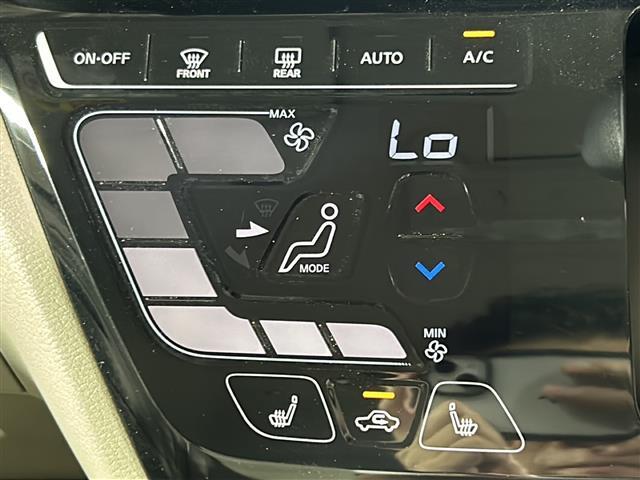 【運転席操作部】快適なドライブを楽しむための機能が装備されています！運転席から触れるので、使いやすいです！除菌プランいれていただくと、さらに清潔で安心していただけます！