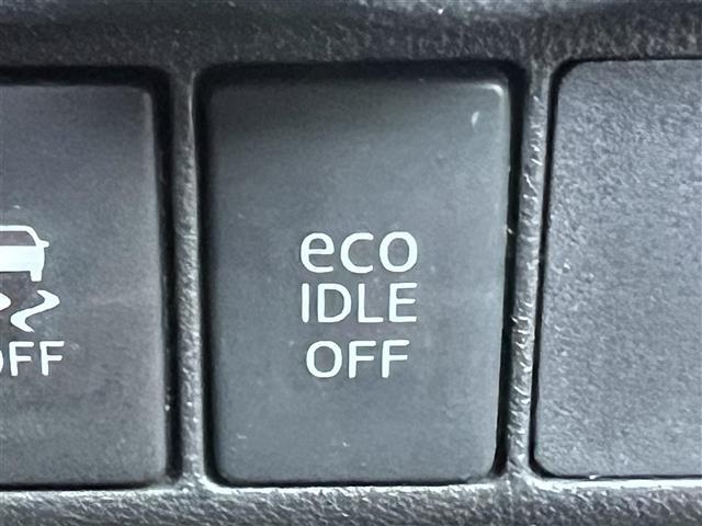 気になる車はすぐにお問い合わせください！画面右側の0066から始まる無料ダイヤルからお問い合わせ下さい！専門スタッフがお車のご質問にお答えいたします！