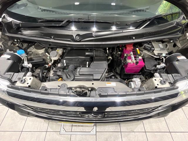 親切・丁寧な専門メカニックスタッフが応対！・車検・点検整備・事故等の修理などアフターサービスも安心。お車のカスタマイズもネクステージのサービススタッフまでご相談ください！