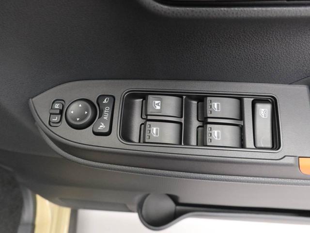 愛知ダイハツのお店では、ダイハツ車を知り尽くしたプロフェッショナルなサービススタッフが、専用の診断機器を使って各システムを点検しております。