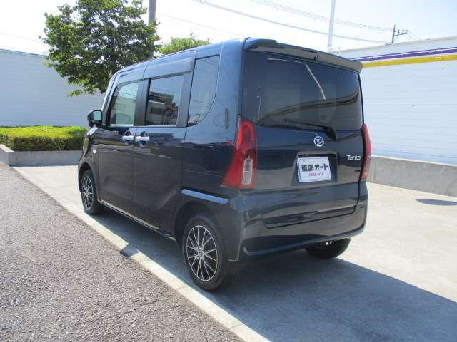 納車前、納車後の整備は、自社の指定整備工場にて行います。安心と信頼をお届けします。BMW指定の鈑金工場もございますので万が一の事故や傷などもご相談下さい！！