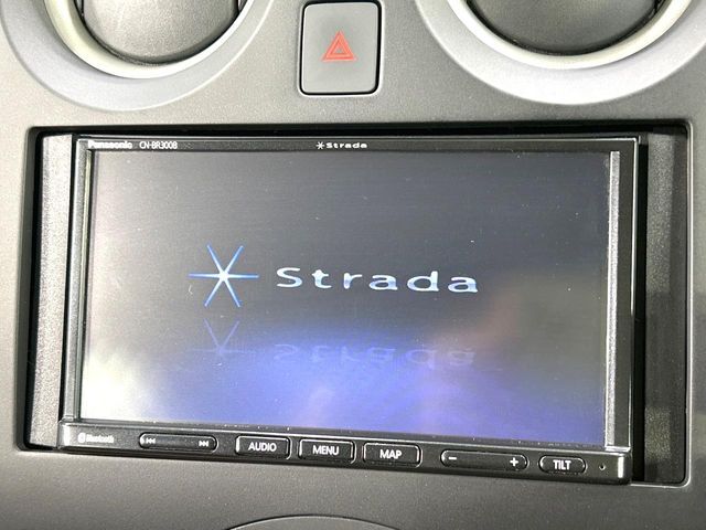 【ナビゲーション】目的地までしっかり案内してくれる使いやすいナビ。Bluetooth接続すればお持ちのスマホやMP3プレイヤーの音楽を再生可能！毎日の運転がさらに楽しくなります！！