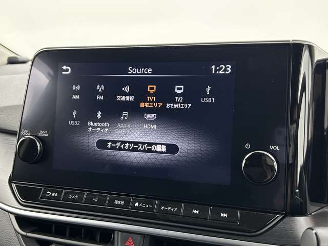 【Bluetooth】ナビゲーションと携帯電話/スマートフォンをBluetooth接続することができます。接続するとハンズフリーで使用することができるので、とても便利です！