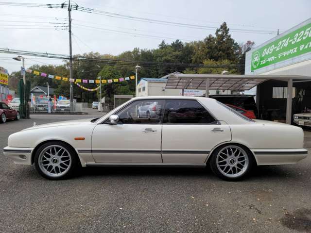 日産 シーマ 3.0 タイプII リミテッドAV 1990年 11.2万キロ