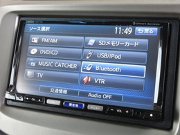 ナビゲーションはクラリオンメモリーナビ（NX712）を装着しております。AM、FM、CD、DVD再生、Bluetooth、音楽録音再生、フルセグTVがご使用いただけます。