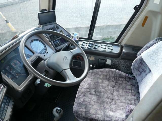 運転しやすい一台です！是非、現車確認に来て確認してみてください！