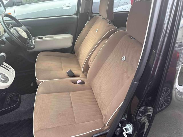 運転席・助手席全体像です