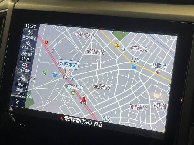 純正8型ナビ　フルセグ　バックカメラ　Bluetooth　DVD/CD　再生