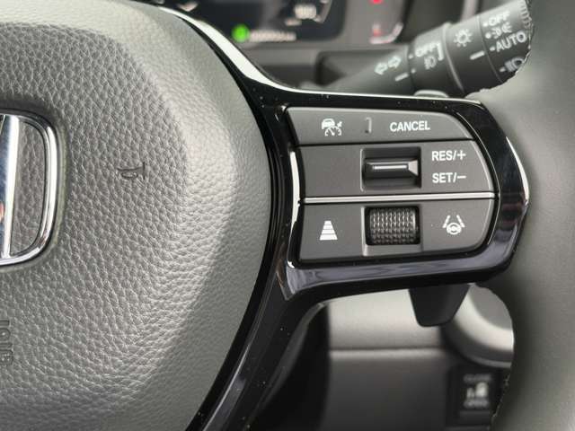 新車低金利実質年率0.9％～☆各色グレード選択可能です☆