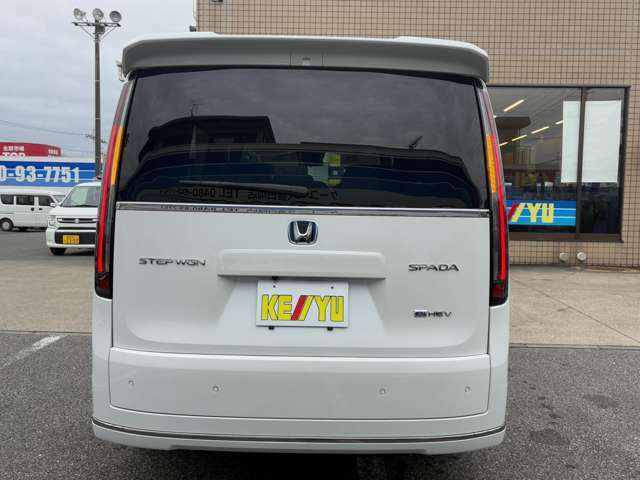 4ヶ月の消耗品も含む無料保証と最長5年走行無制限の延長保証☆メーカー保証の継承も可能です☆遠方のお客様はお近くのディーラーにて保証修理をお受けできます♪（現状販売は除く）