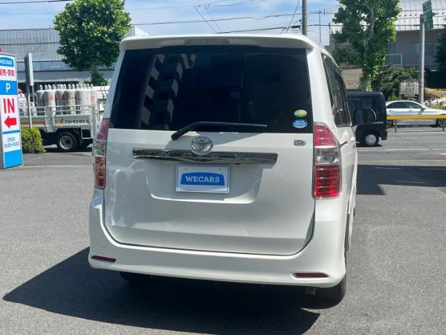 全国に店舗を展開しているのでどこでもお取り寄せが可能です！この車が気になるけど遠方だから・・・と諦める必要はありません！※別途陸送費が必要です。