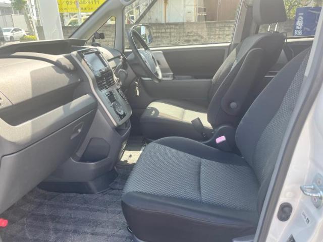 「この車の写真をもっと見たい」「状態が気になる」「この装備はついている？」どんな小さな疑問でもお気軽にお問い合わせください！