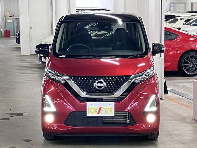 自社陸運局指定工場完備！国家資格車検検査員資格を持った整備士による整備。走行に関係のない所も不具合箇所があれば修理してお渡しいたします。