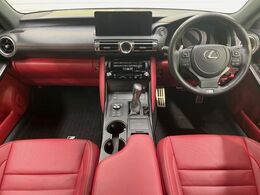 グループ総在庫数約30，000台！！全国の系列店からメーカー・車種問わずご紹介出来るので、あなたにピッタリのお車が見つかるはずです♪まずはお問い合わせ下さい☆