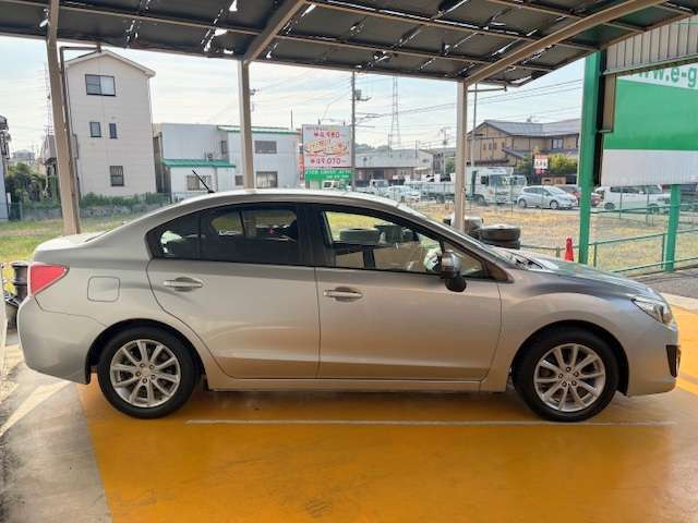 自動衝突被害軽減ブレーキ・レーンキープアシスト搭載車です！お気軽にお問い合わせ下さい！