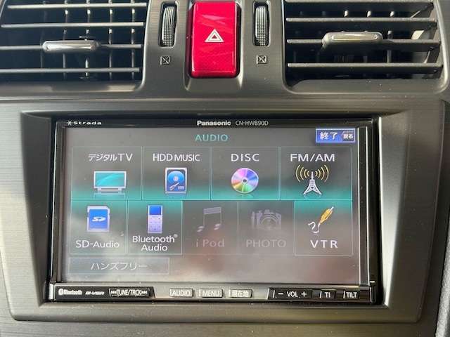 純正HDDナビ付き！DVD再生、フルセグTV、Bluetoothオーディオ、バックモニターと装備が充実しております！