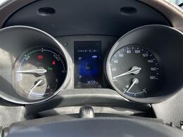 【スピードメーター】メーターがシンプルで見やすく運転しやすいですね！