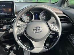 気になる車はすぐにお問い合わせください！画面右側の0066から始まる無料ダイヤルからお問い合わせ下さい！専門スタッフがお車のご質問にお答えいたします！