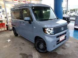 走行830Km☆純正8型ナビ☆フルセグ☆Bluetooth☆バックカメラ☆LEDヘッドライト☆急速充電ポート☆シートヒーター☆衝突軽減ブレーキ☆アダプティプクルーズコントロール☆レーンキープアシスト