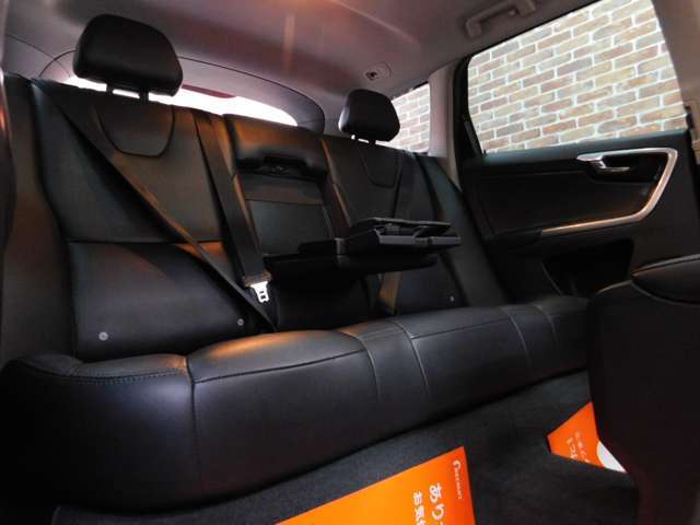 【下取り車・買い取りも是非お任せ下さい】特にボルボを中心に輸入車の下取り車に関しましては直接販売や部品取りの方向性もあり高査定に自信があります。相場以上の下取り、買い取り価格も実現可能です♪