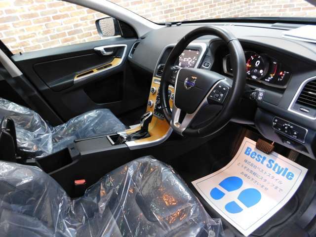 【最低30，000円の下取り金額をお約束♪】『車種』『年式』『走行距離』を問わず、つまり、どんなお車でも最低3万円の下取り金額をお約束。更にボルボでしたら更にプラス高査定をお約束♪