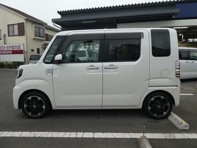 購入後のキズ・凹み・思わぬ事故など・・当社にて板金塗装工場完備です。代車も完備しております。安心してお任せ下さい！！TEL0480-34-6772