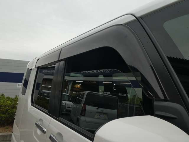 購入後のアフターも安心です。自社指定整備工場にて購入後もお客様のお車をサポートさせていただきます。代車も25台程用意しております。